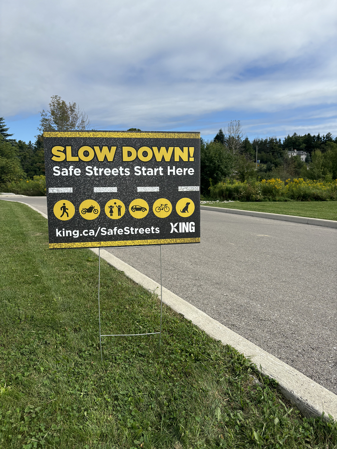 Safe Streets lawn sign